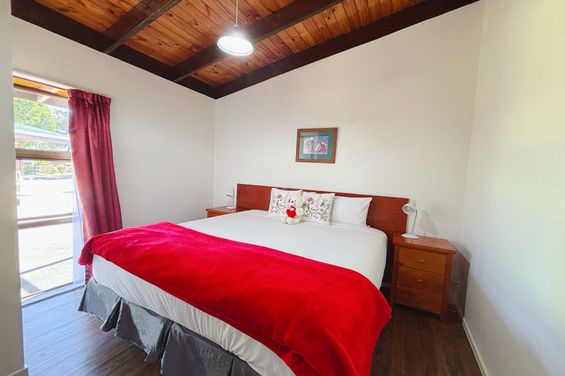 2bedroom - master room